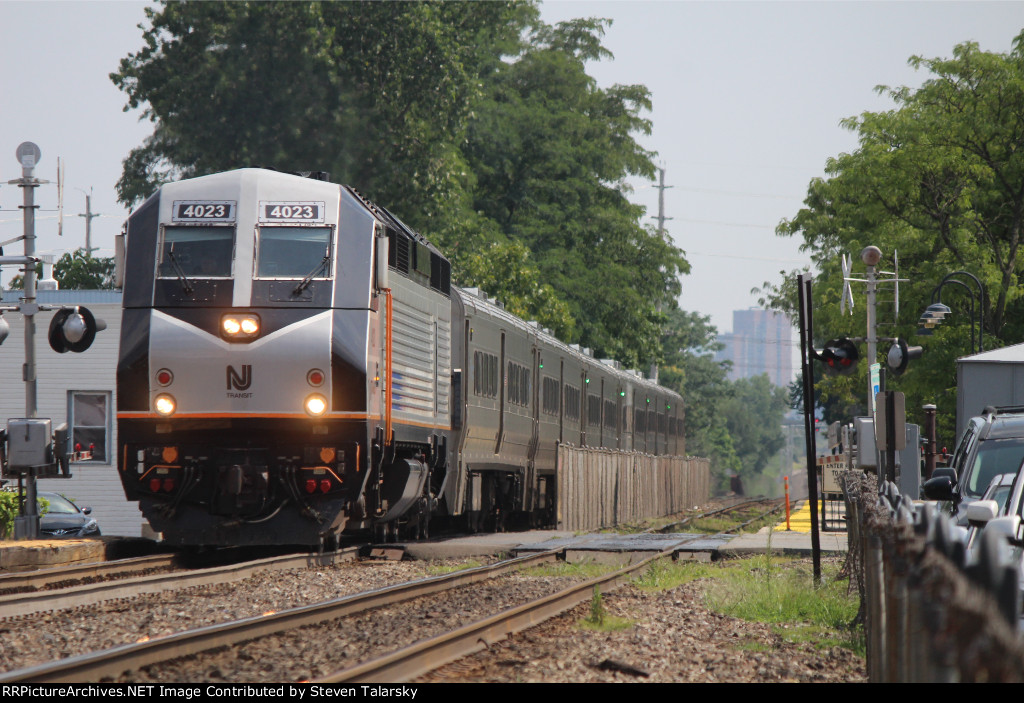 NJT 4023